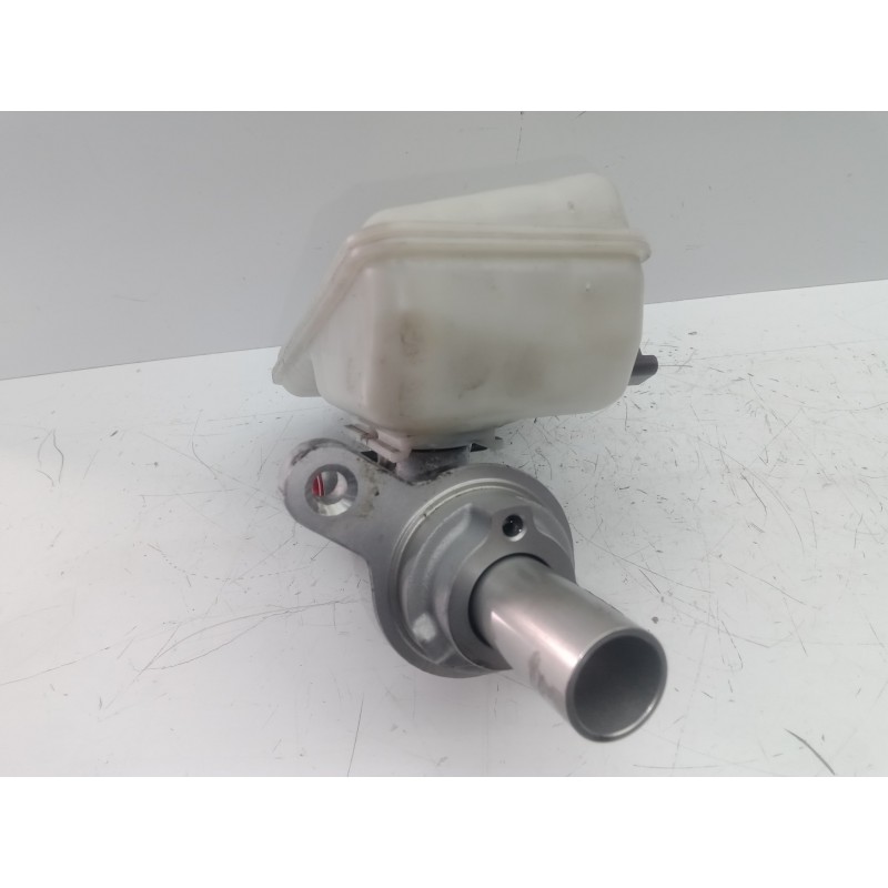 Recambio de bomba freno para citroën ds3 1.6 16v referencia OEM IAM 0204054032 BOSCH 2.PINES