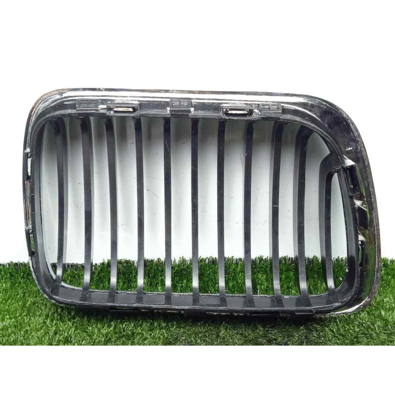 Recambio de rejilla delantera para bmw serie 3 coupe (e36) 2.5 24v referencia OEM IAM  IZQUIERDO 