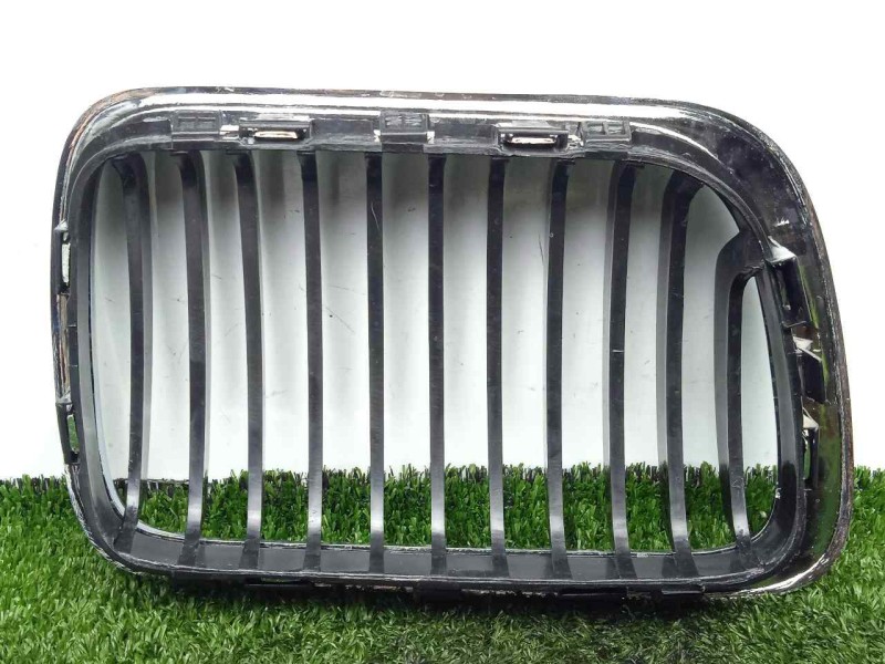 Recambio de rejilla delantera para bmw serie 3 coupe (e36) 2.5 24v referencia OEM IAM  IZQUIERDO 