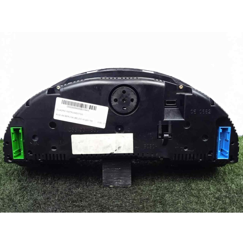 Recambio de cuadro instrumentos para audi a4 berlina (8e) 2.5 v6 24v tdi referencia OEM IAM 0263626151  