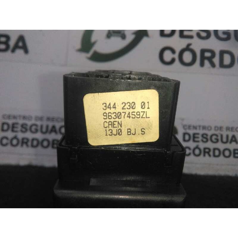 Recambio de mando luces para peugeot 206 berlina 1.4 referencia OEM IAM 96307459ZL JAEGER 