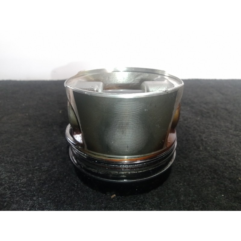 Recambio de piston para seat leon (1p1) 1.6 tdi referencia OEM IAM   