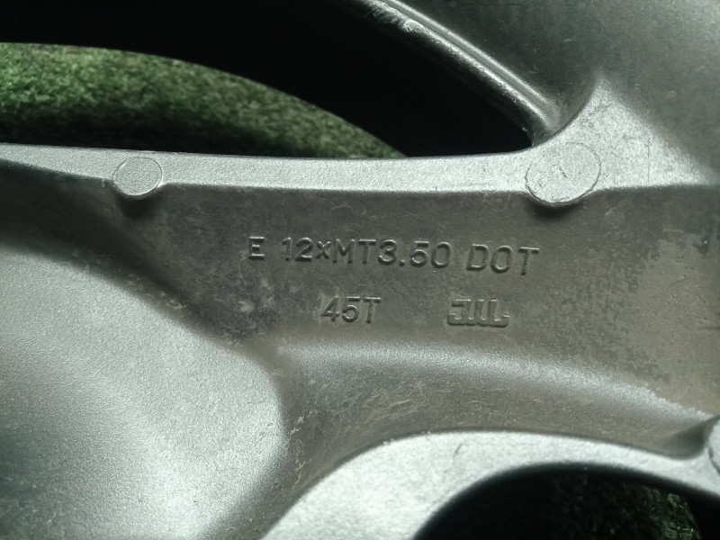 Recambio de llanta para honda forza 250 250 c.c referencia OEM IAM 42650KSVD10ZA TRASERA R12