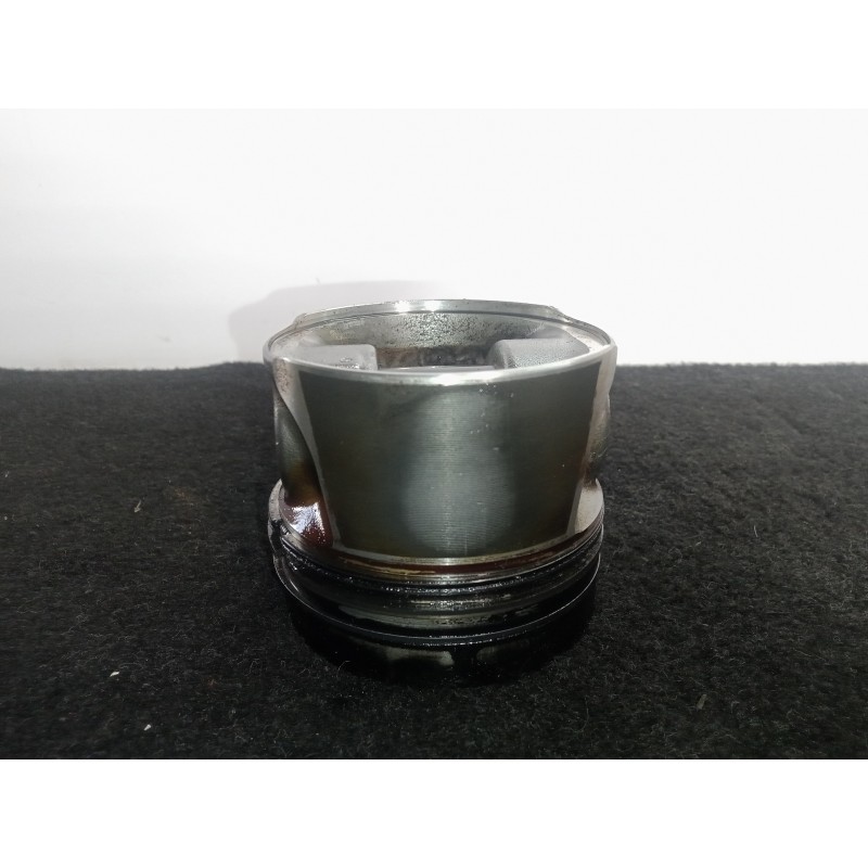 Recambio de piston para seat leon (1p1) 1.6 tdi referencia OEM IAM   