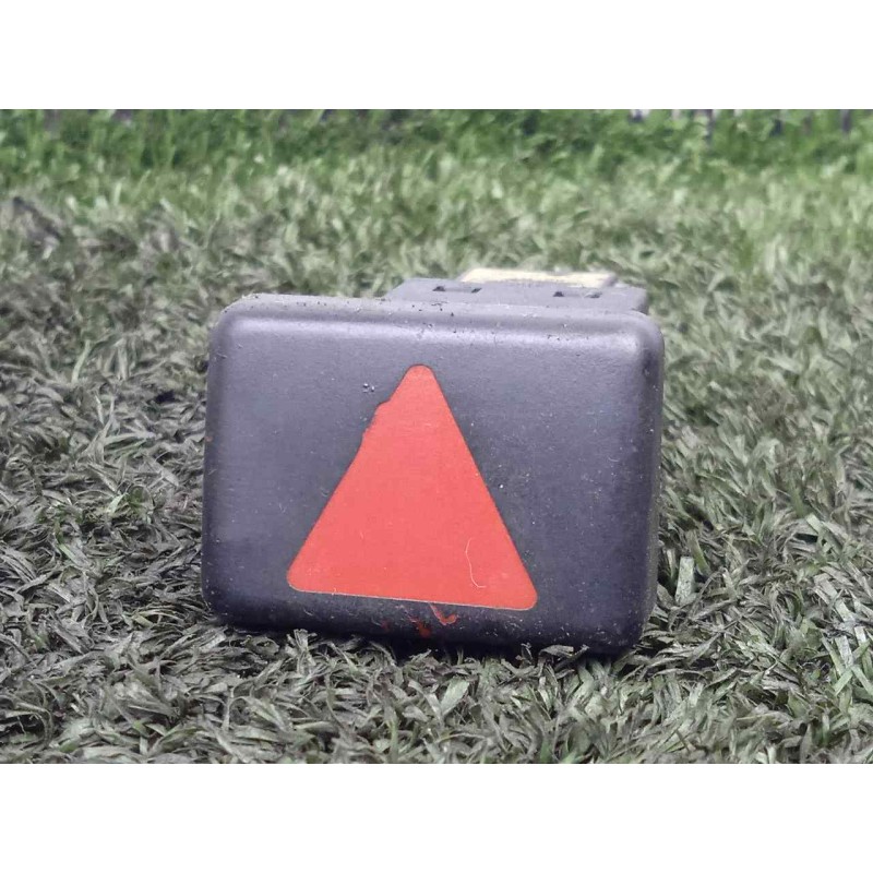 Recambio de warning para audi a4 berlina (8e) 2.5 v6 24v tdi referencia OEM IAM 8E0941509 6.PINES 