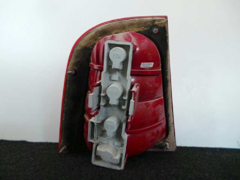 Recambio de piloto trasero derecho para skoda octavia berlina (1u2) 1.6 referencia OEM IAM  00-04 