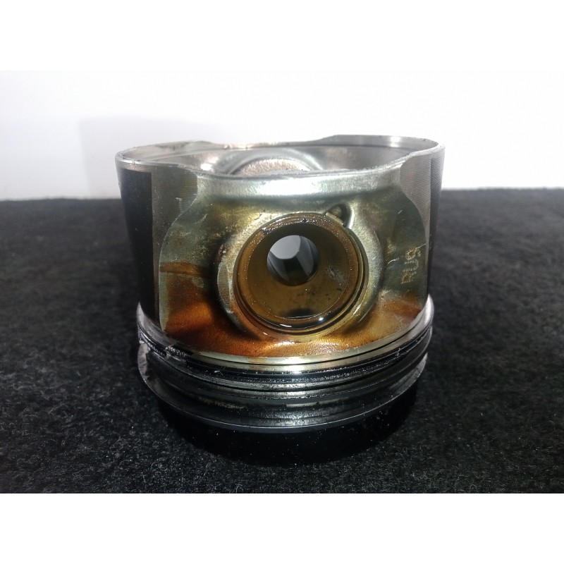 Recambio de piston para seat leon (1p1) 1.6 tdi referencia OEM IAM   