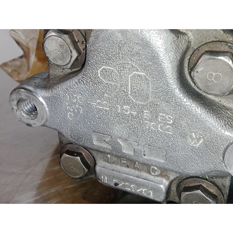 Recambio de bomba direccion para skoda octavia berlina (1u2) 1.6 referencia OEM IAM 1J04222154B BOMBA MECANICA 