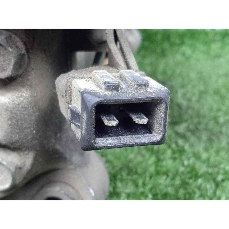 Recambio de compresor aire acondicionado para volkswagen polo berlina (6n1) referencia OEM IAM SD7B107158 SANDEN - 6.CANALES SD7