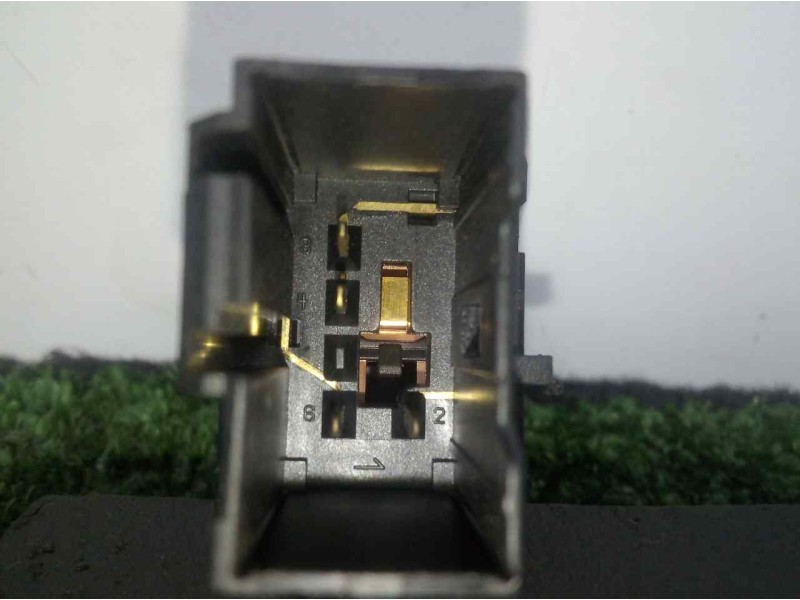 Recambio de warning para seat cordoba berlina (6l2) 1.9 tdi referencia OEM IAM 6L1953235A  