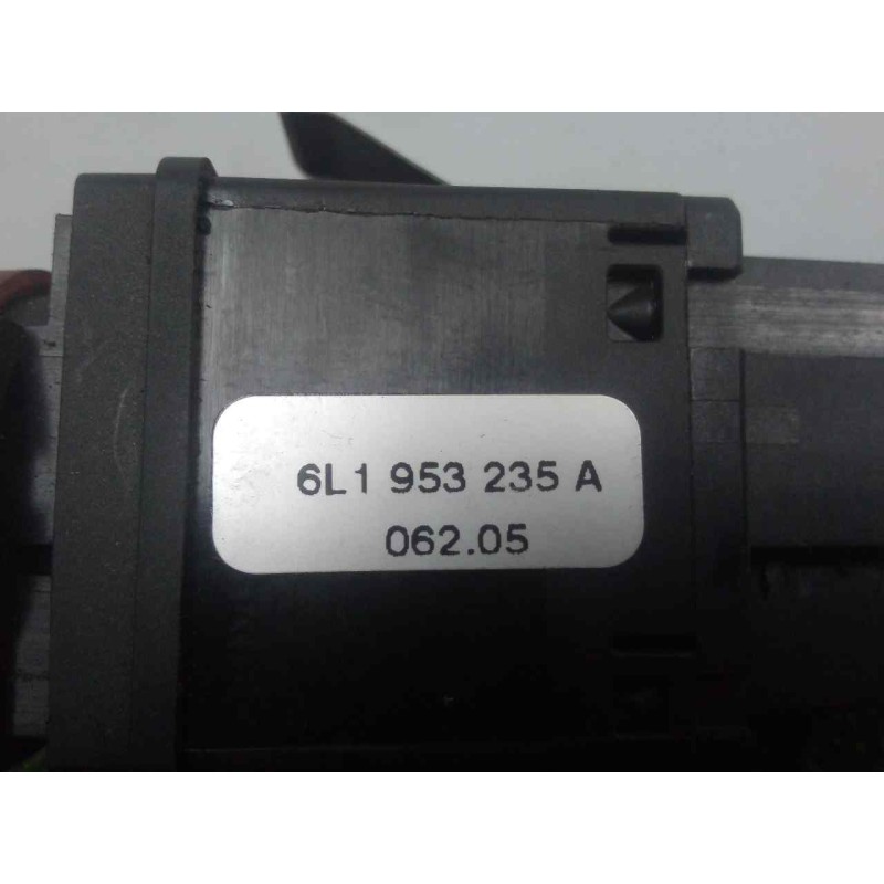 Recambio de warning para seat cordoba berlina (6l2) 1.9 tdi referencia OEM IAM 6L1953235A  