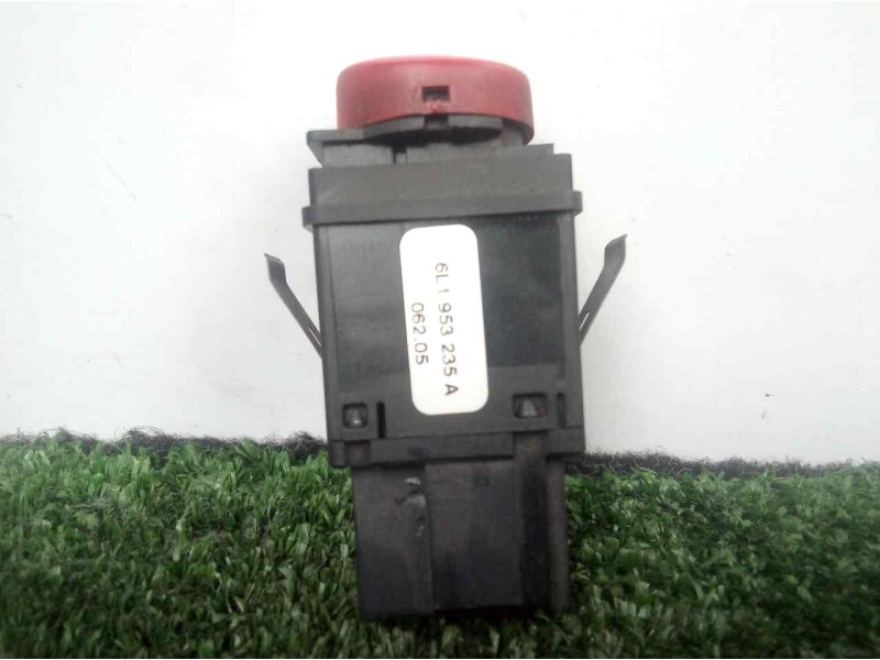 Recambio de warning para seat cordoba berlina (6l2) 1.9 tdi referencia OEM IAM 6L1953235A  