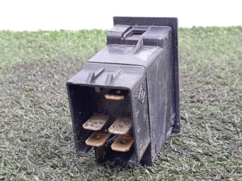 Recambio de interruptor para man l 2000 evolution 6.9 diesel referencia OEM IAM SINREFERENCIA INTERRUPTOR.ANTINIEBLAS 