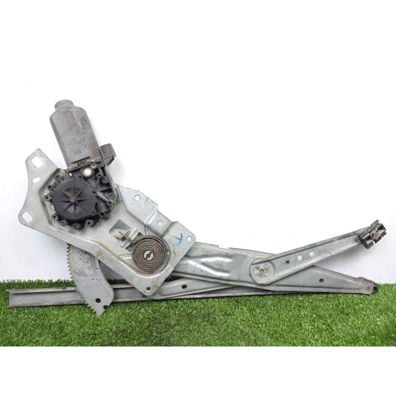 Recambio de elevalunas delantero derecho para renault laguna (b56) 1.8 referencia OEM IAM  5.PUERTAS 2.PINES - TIJERA