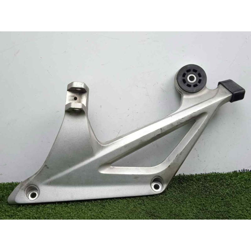 Recambio de posapie para bmw r 1200 rt referencia OEM IAM 46718534790 ESTRIBERA TRASERA DERECHA K52 - 14-19