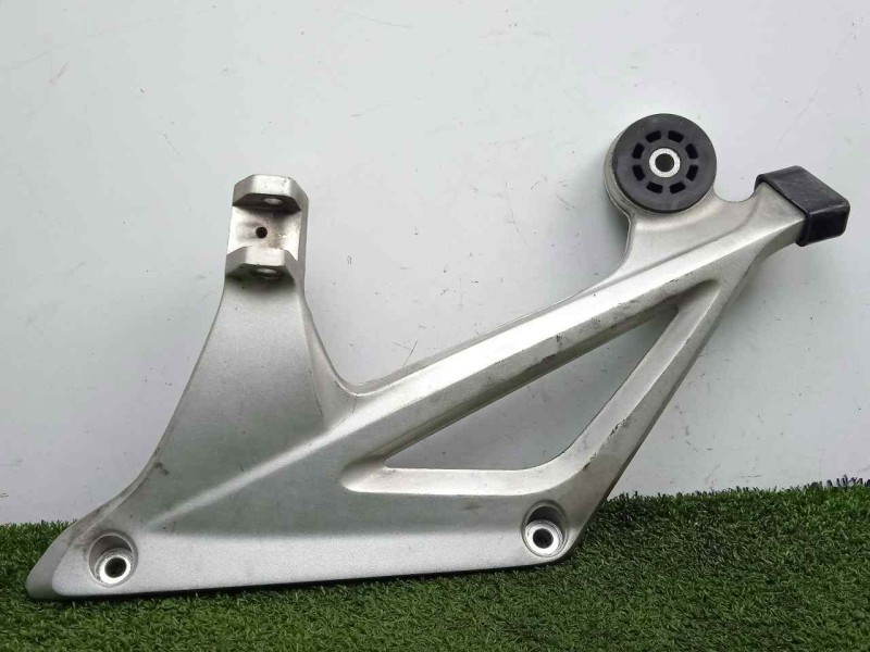 Recambio de posapie para bmw r 1200 rt referencia OEM IAM 46718534790 ESTRIBERA TRASERA DERECHA K52 - 14-19