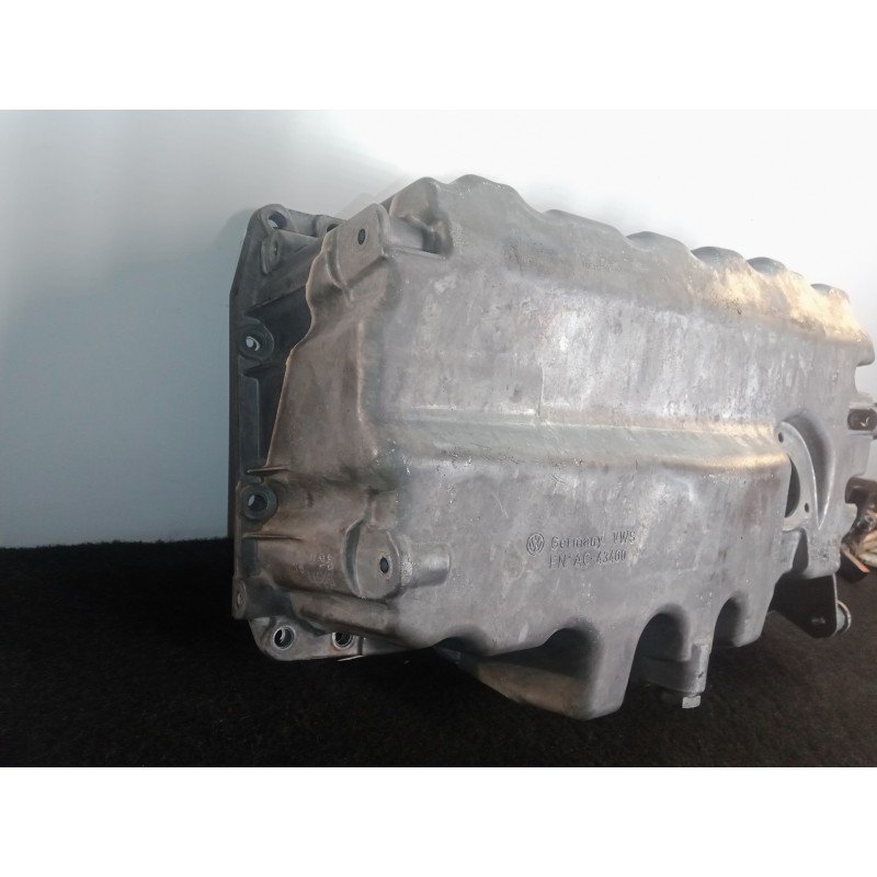 Recambio de carter para seat leon (1p1) 1.6 tdi referencia OEM IAM 03G103603-AC43400  