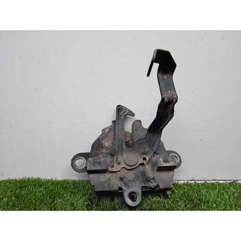 Recambio de cerradura capot para toyota land cruiser (j15) 3.0 turbodiesel cat referencia OEM IAM 5351060310 4.PINES 