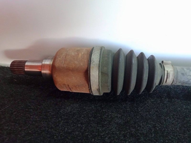 Recambio de transmision delantera izquierda para citroën c3 1.1 referencia OEM IAM 9685233780  