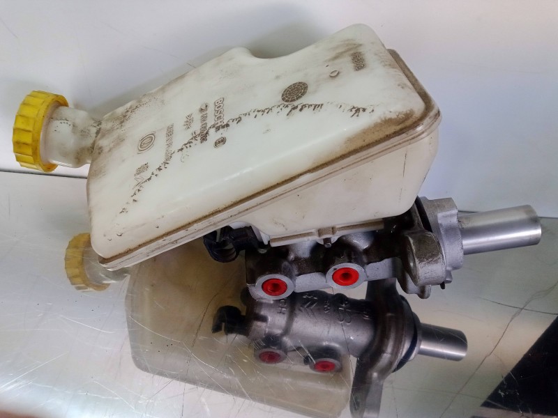 Recambio de bomba freno para citroën c3 1.1 referencia OEM IAM 0204054032  
