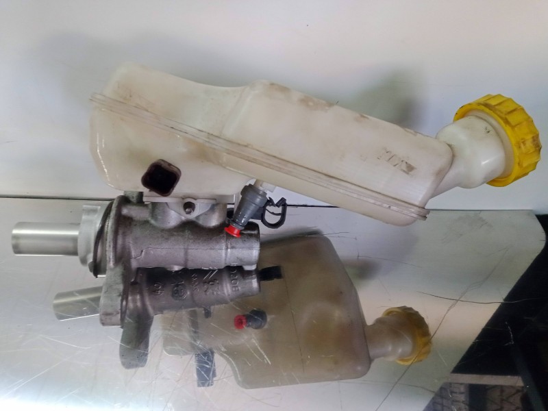 Recambio de bomba freno para citroën c3 1.1 referencia OEM IAM 0204054032  