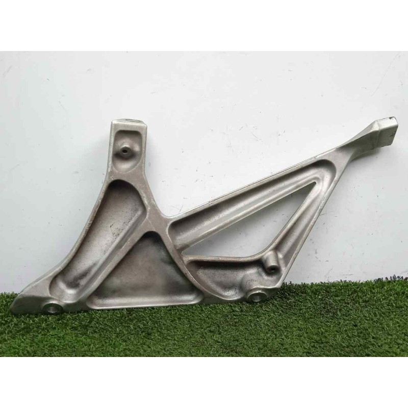 Recambio de posapie para bmw r 1200 rt referencia OEM IAM 46718534789 ESTRIBERA TRASERA IZQUIERDA K52 - 14-19