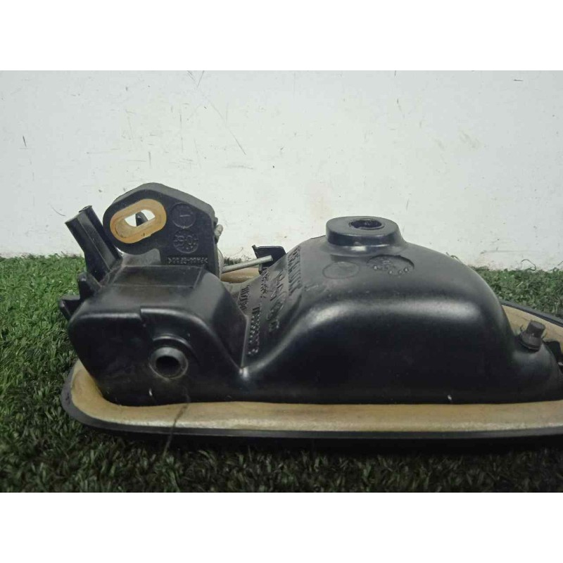 Recambio de maneta interior trasera derecha para dacia logan 1.6 cat referencia OEM IAM 7700830079 VARILLA 