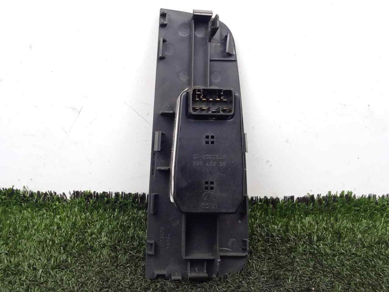 Recambio de mando elevalunas delantero derecho para chevrolet epica 2.0 diesel cat referencia OEM IAM 96327938  