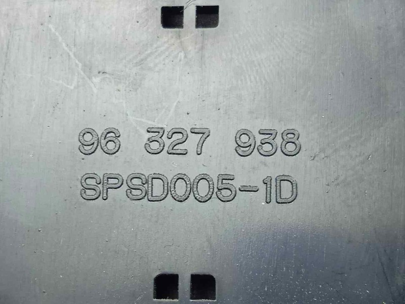 Recambio de mando elevalunas delantero derecho para chevrolet epica 2.0 diesel cat referencia OEM IAM 96327938  