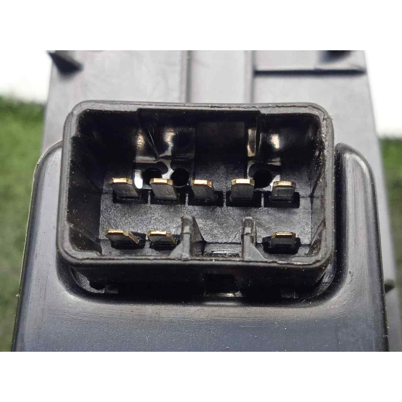 Recambio de mando elevalunas delantero derecho para chevrolet epica 2.0 diesel cat referencia OEM IAM 96327938  