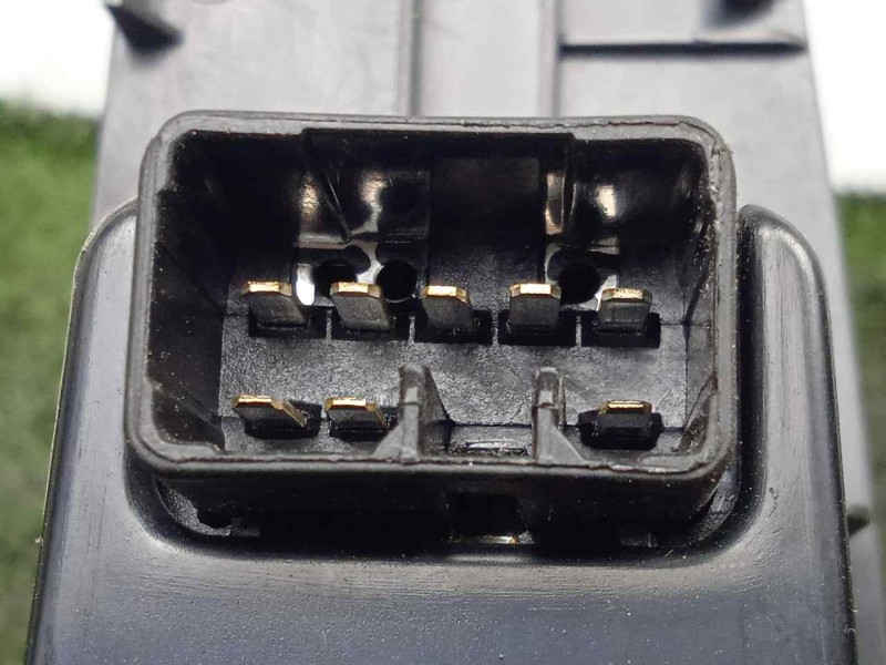 Recambio de mando elevalunas delantero derecho para chevrolet epica 2.0 diesel cat referencia OEM IAM 96327938  