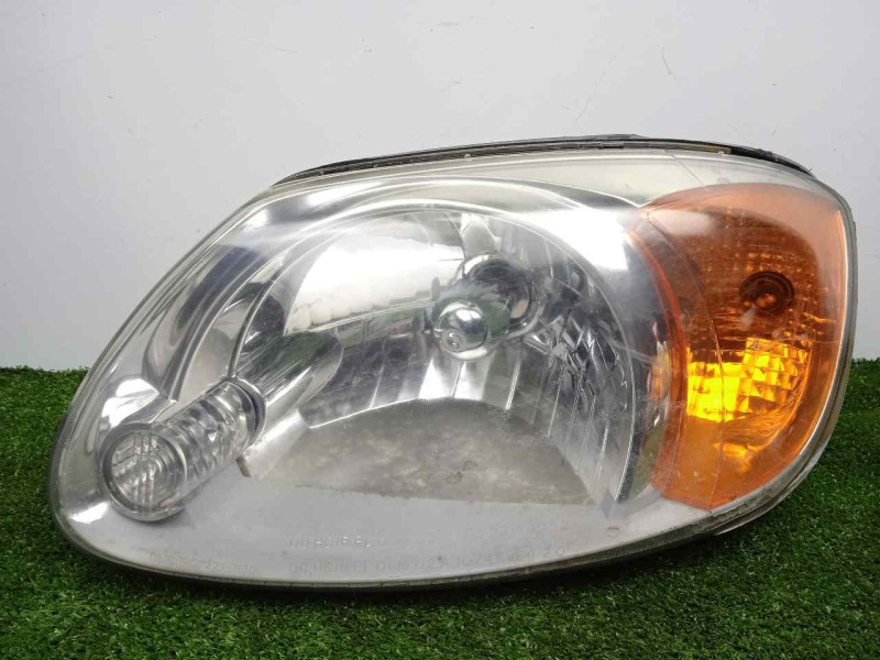 Recambio de faro izquierdo para hyundai accent (lc) 1.3 cat referencia OEM IAM  03-07 AMBAR