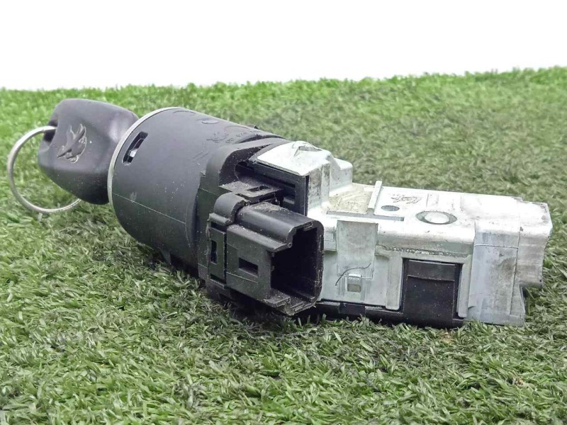 Recambio de conmutador de arranque para peugeot 208 1.4 hdi fap referencia OEM IAM 9673257480  