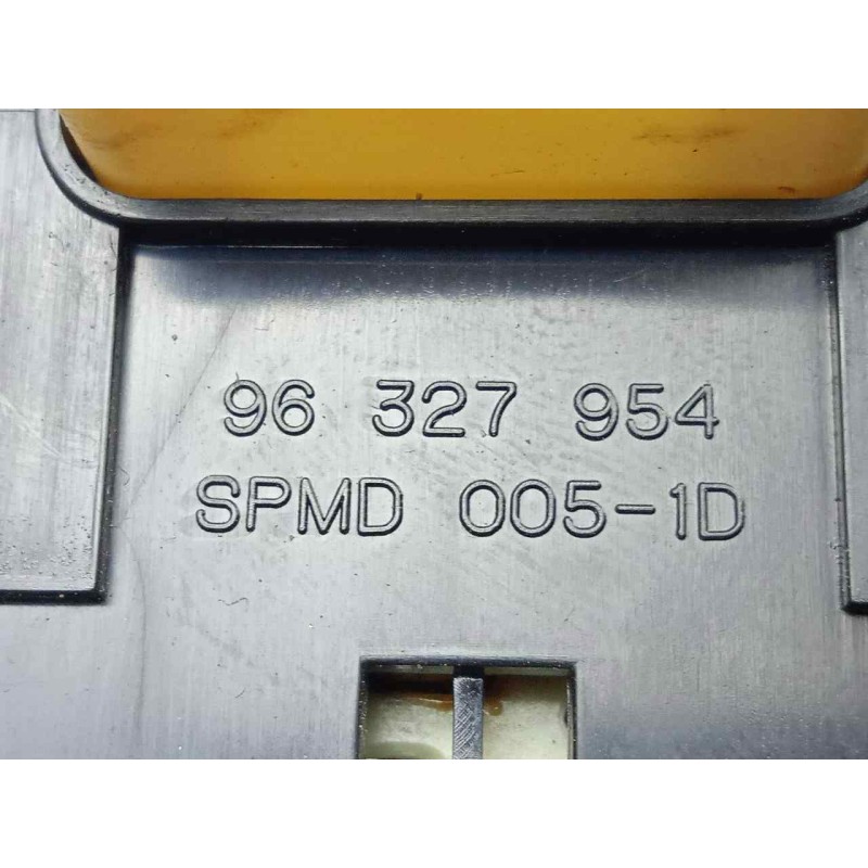 Recambio de mando elevalunas delantero izquierdo para chevrolet epica 2.0 diesel cat referencia OEM IAM 96327954 4.BOTONES 