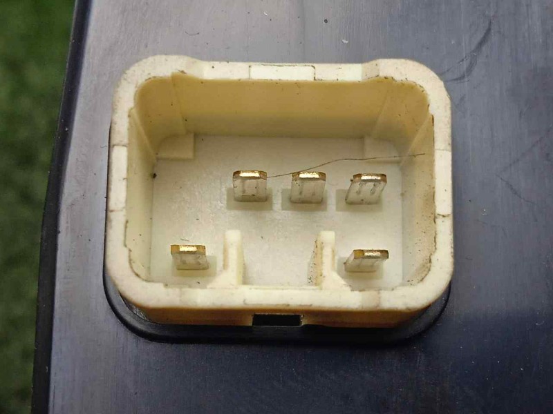 Recambio de mando elevalunas delantero izquierdo para chevrolet epica 2.0 diesel cat referencia OEM IAM 96327954 4.BOTONES 