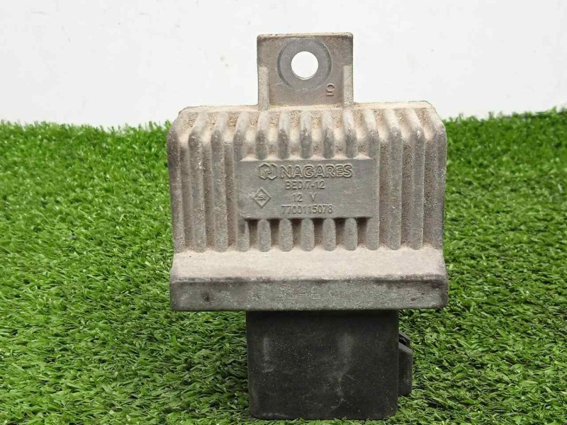 Recambio de caja precalentamiento para renault trafic combi (ab 4.01) 1.9 diesel referencia OEM IAM 7700115078  