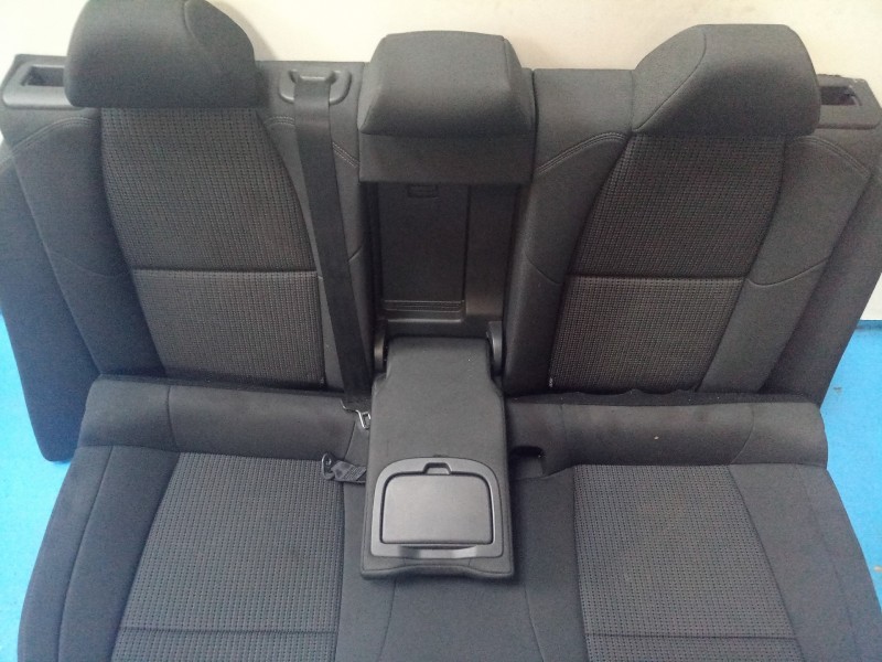Recambio de asientos traseros para peugeot 508 2.0 16v hdi fap referencia OEM IAM  TELA 