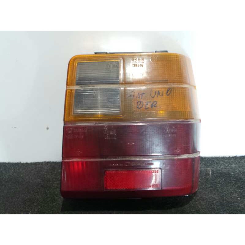 Recambio de piloto trasero derecho para fiat uno (146) referencia OEM IAM  83-89 AMBAR