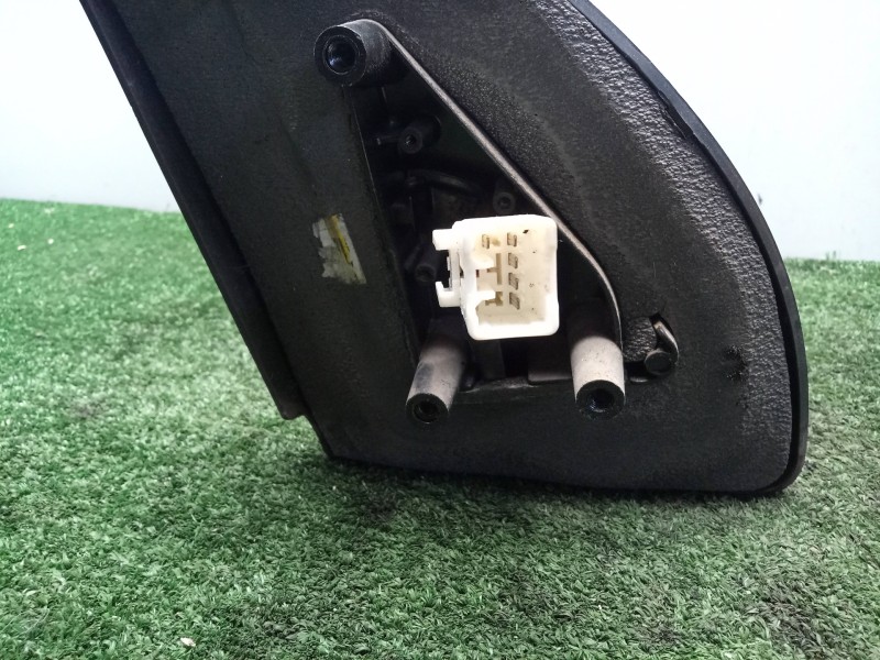 Recambio de retrovisor izquierdo para chevrolet kalos 1.4 cat referencia OEM IAM SINREFERENCIA ELECTRICO - 5.PINES NEGRO