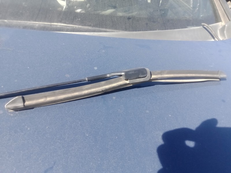 Recambio de brazo limpia delantero derecho para seat ibiza (6p1) 1.2 tsi referencia OEM IAM   