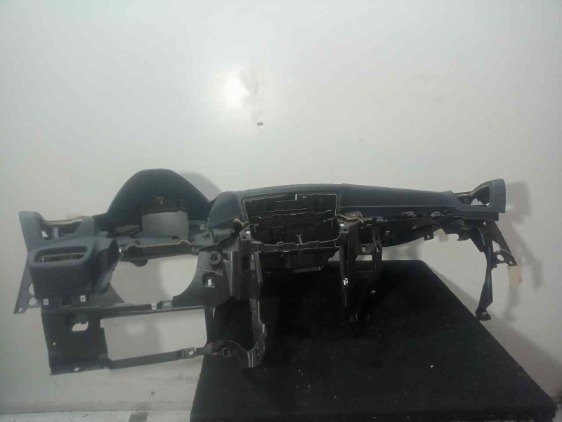 Recambio de salpicadero para ford c-max 2.0 tdci cat referencia OEM IAM   