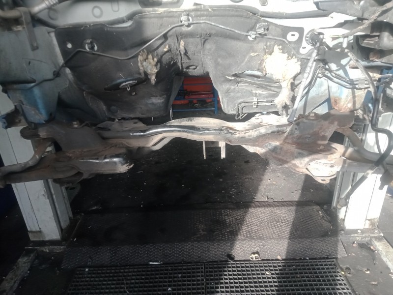 Recambio de puente delantero para citroën ds3 1.6 16v referencia OEM IAM   