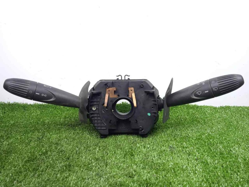 Recambio de mando luces para fiat punto berlina (188) 1.2 cat referencia OEM IAM  MANDO DOBLE LIMPIA TRASERO