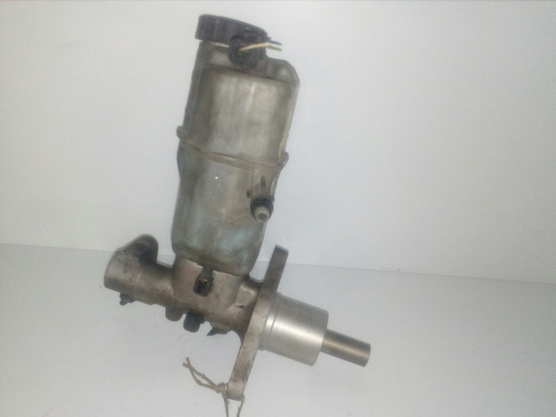 Recambio de bomba freno para peugeot 407 1.6 hdi fap cat (9hz / dv6ted4) referencia OEM IAM 0737WJT8  