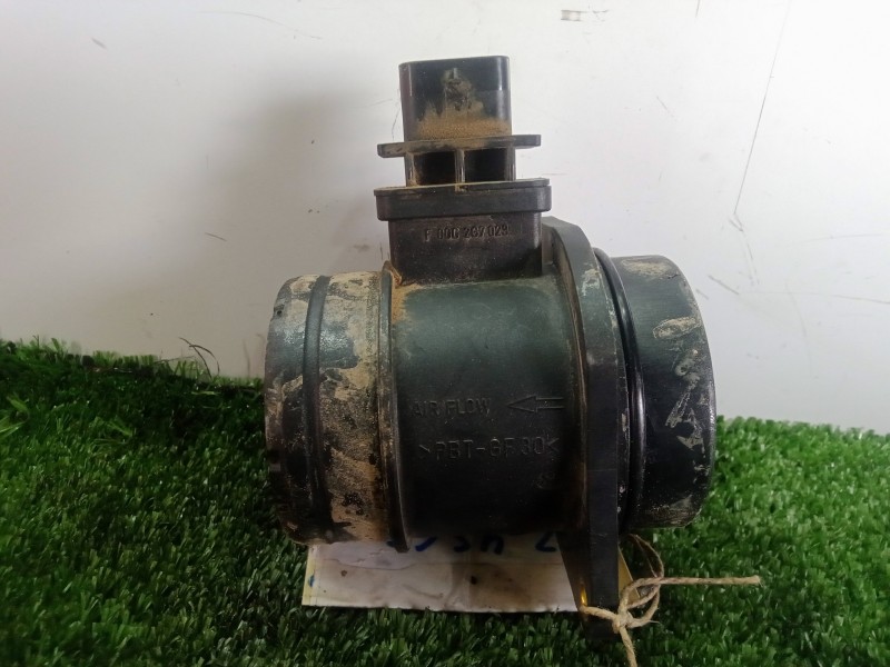 Recambio de caudalimetro para kia cerato 1.5 crdi referencia OEM IAM 0281002723-281642A401  281642A401