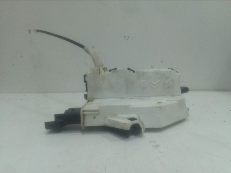Recambio de cerradura puerta delantera derecha para citroën c3 1.1 referencia OEM IAM 732308-A04087 09-13 