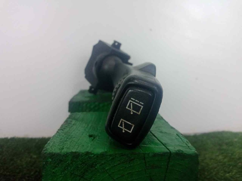 Recambio de mando limpia para volvo v50 familiar 2.4 cat referencia OEM IAM 8682869  