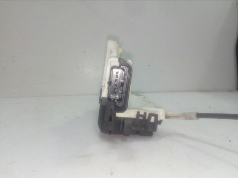 Recambio de cerradura puerta delantera izquierda para citroën c3 1.1 referencia OEM IAM 836153 09-13 