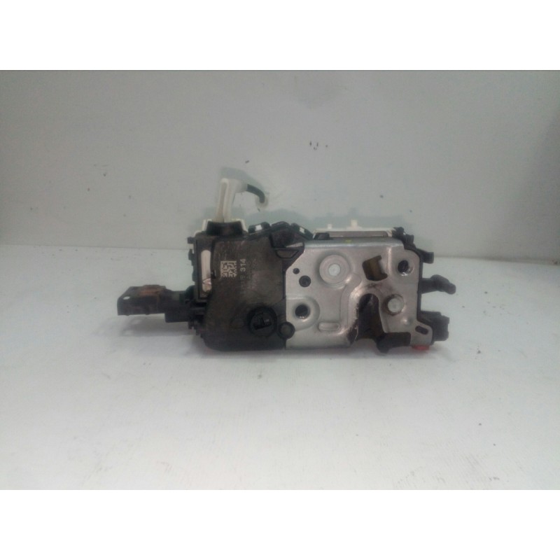 Recambio de cerradura puerta trasera izquierda para citroën c3 1.1 referencia OEM IAM A04095  