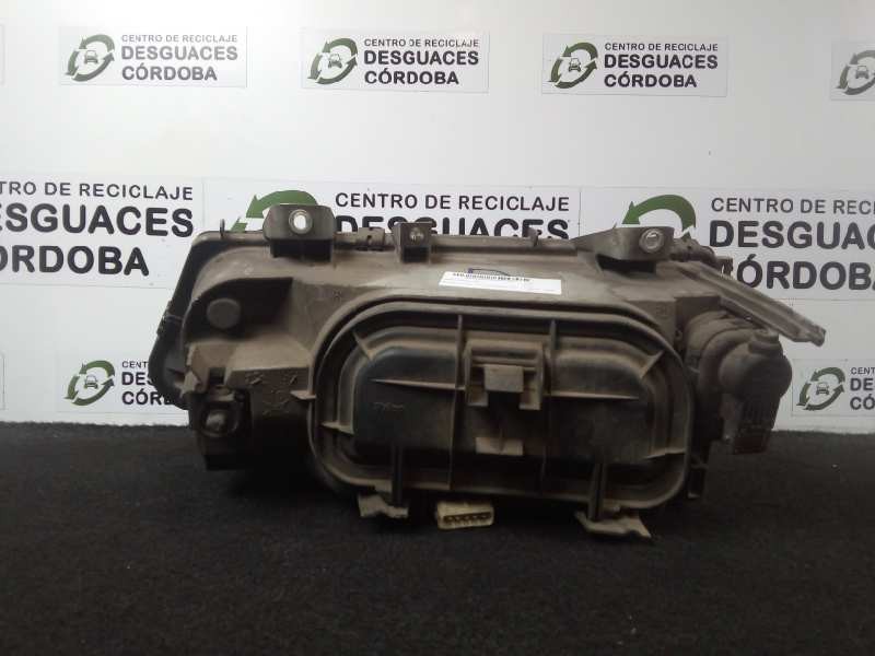 Recambio de faro derecho para peugeot 806 1.9 turbodiesel cat referencia OEM IAM  94-98 